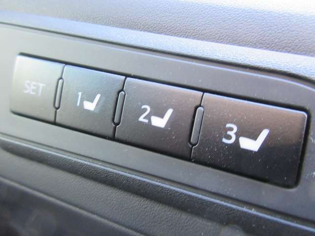U00047700147_4_002.jpg