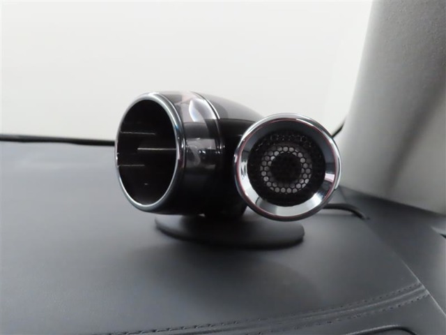 U00048255812_3_002.jpg