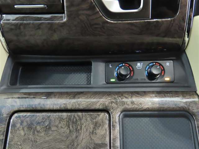 U00048378475_41_002.jpg