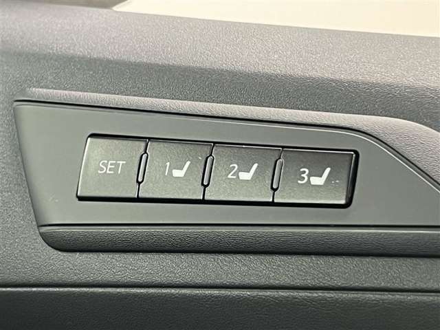 U00048283308_35_002.jpg