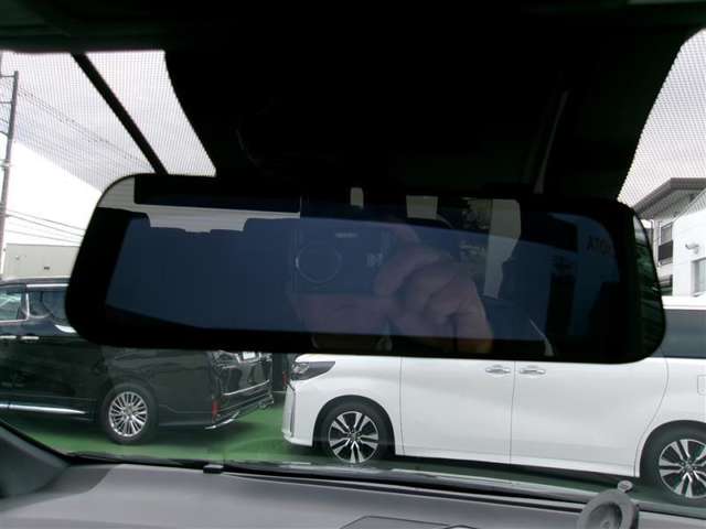 U00047748902_33_003.jpg