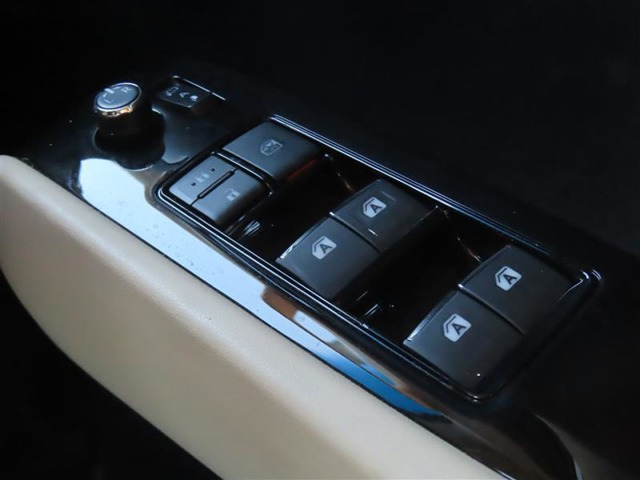U00047366322_39_001.jpg