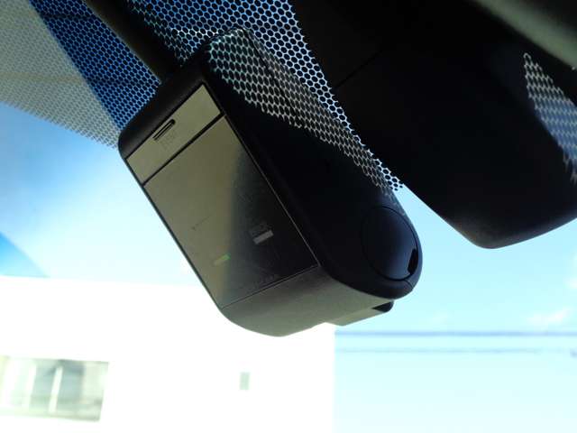 U00048248843_16_001.jpg