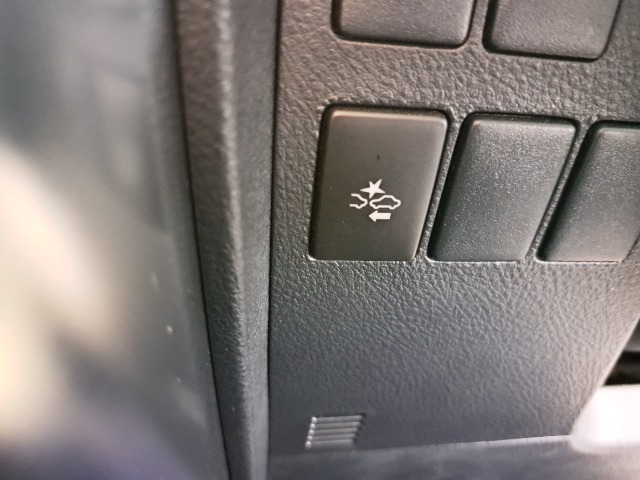 UZ0047080178_14_001.jpg