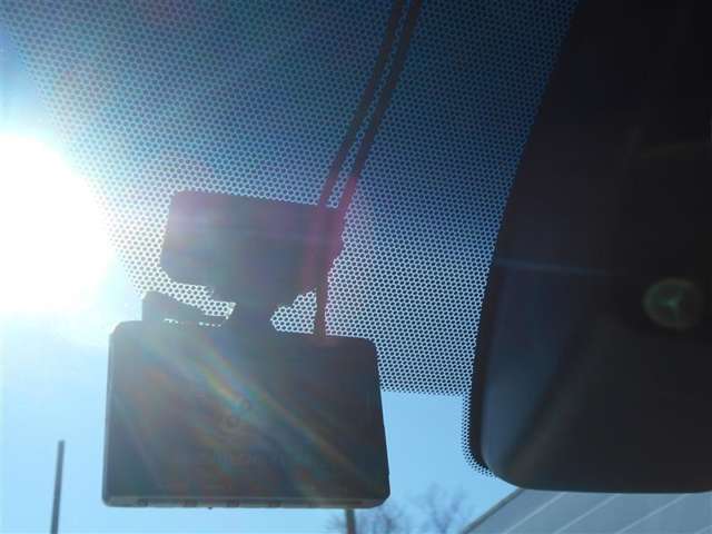 U00047799065_17_002.jpg