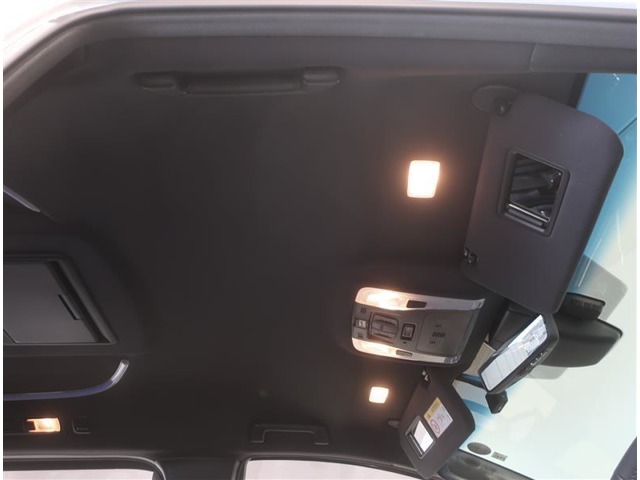 U00047938980_11_001.jpg
