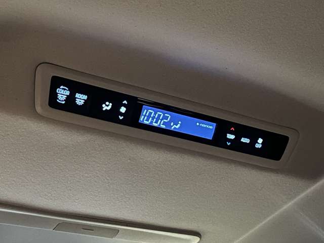 U00048106928_55_003.jpg