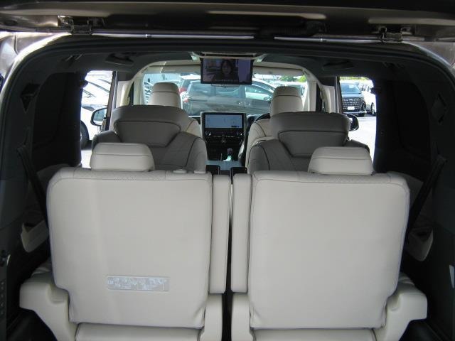 U00048483643_32_001.jpg