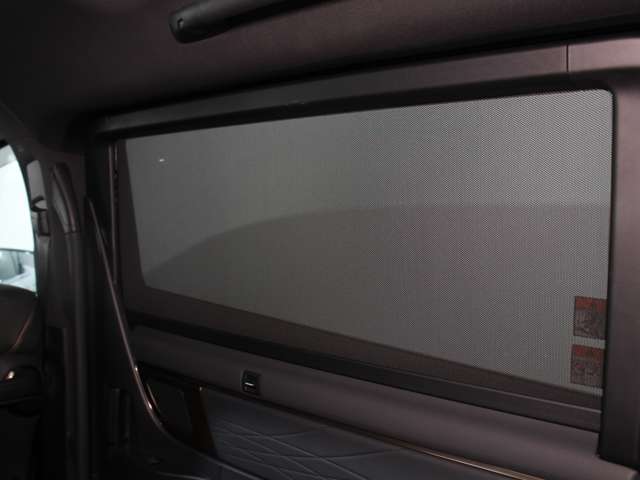 U00048304031_85_003.jpg