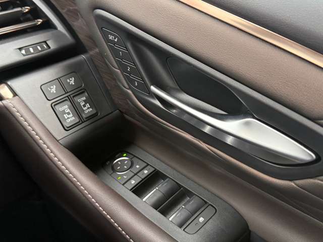 U00048251641_32_006.jpg