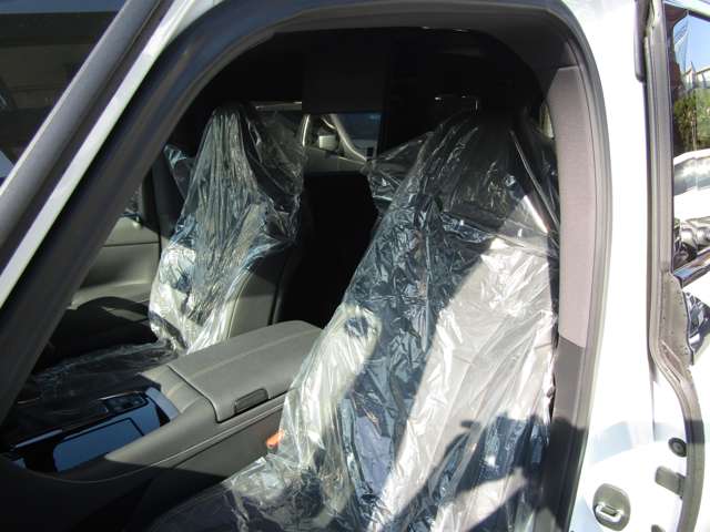 U00047857817_11_001.jpg