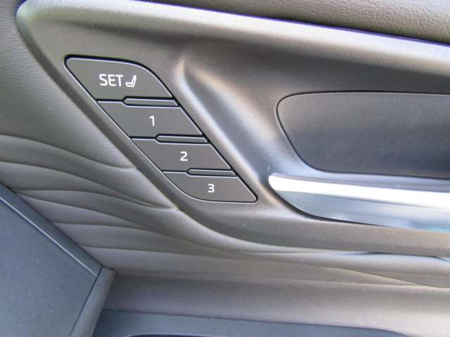 U00047857817_34_001.jpg