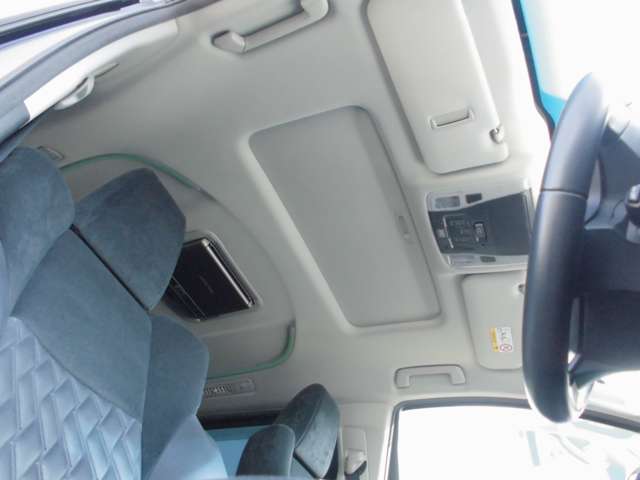 U00047754150_12_001.jpg