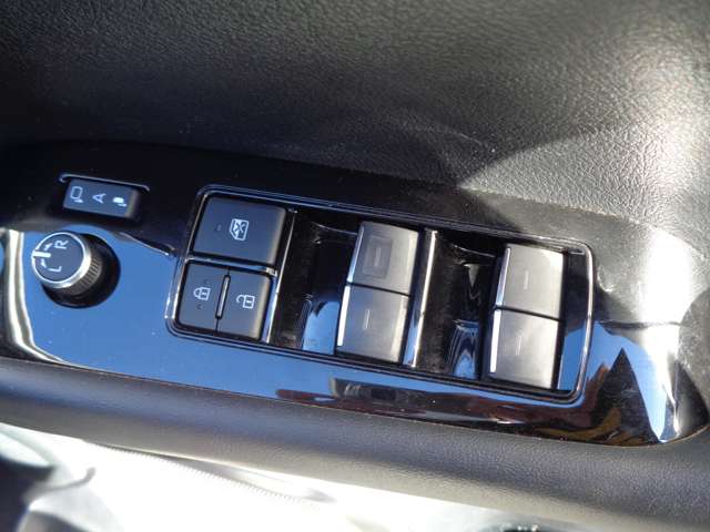 U00048470780_46_001.jpg