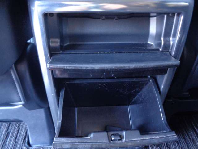 U00048470780_64_001.jpg