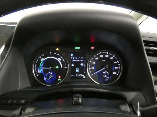 U00048560771_11_001.jpg