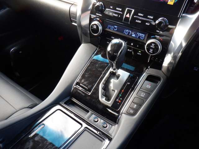 U00047347747_53_001.jpg