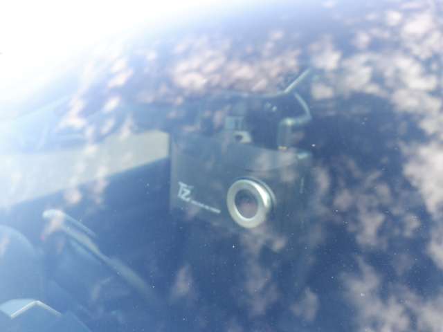 U00047347747_57_001.jpg