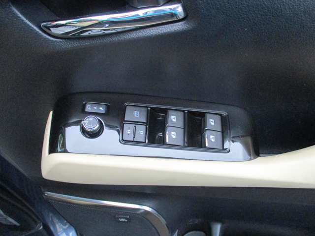 U00040248085_47_003.jpg