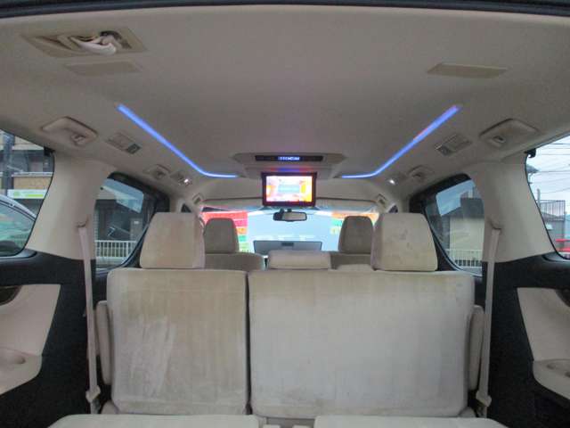 U00040248085_77_001.jpg