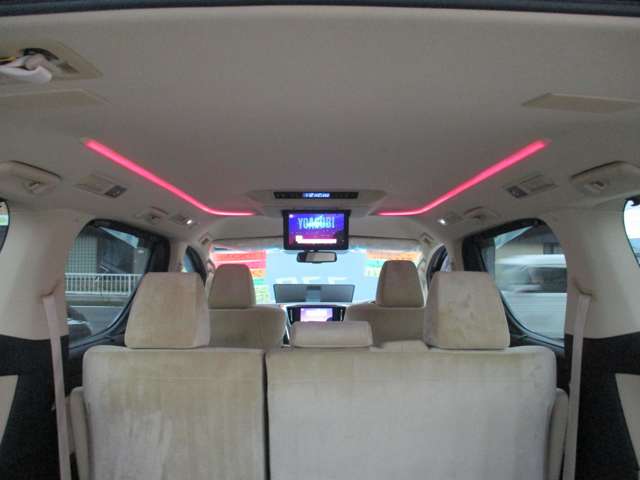 U00040248085_78_001.jpg