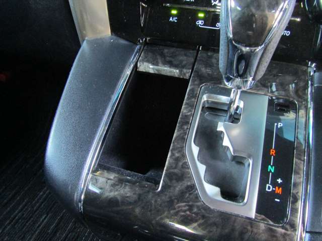 U00047477181_66_003.jpg