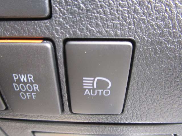 U00048280383_18_001.jpg