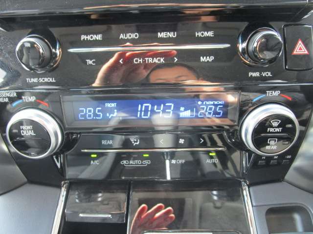 U00048280383_37_002.jpg