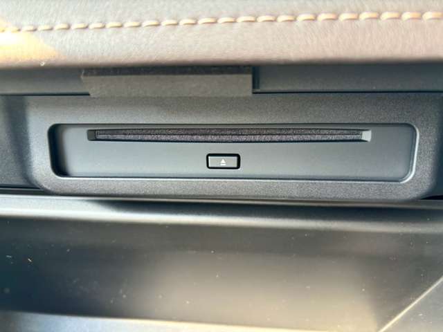 U00048250818_83_001.jpg