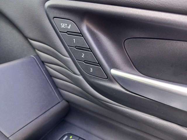 U00048249195_34_001.jpg
