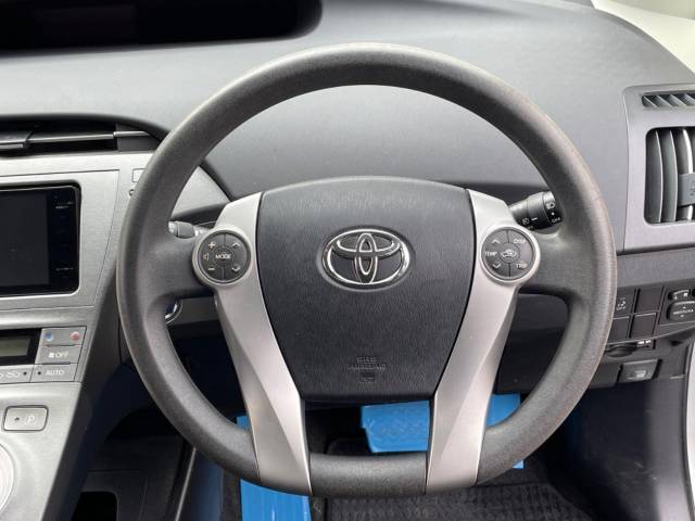 UZ0048418380_10_001.jpg
