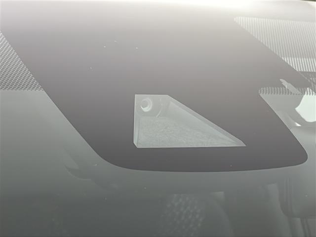 UZ0047885515_5_003.jpg