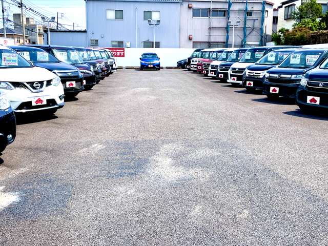 UZ0047278421_63_001.jpg