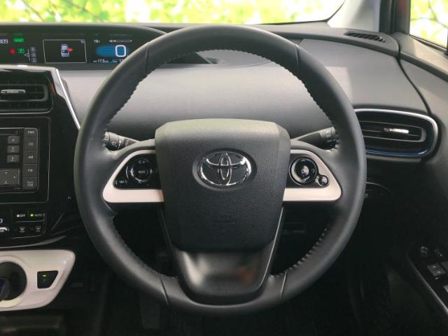 UZ0048163864_10_001.jpg