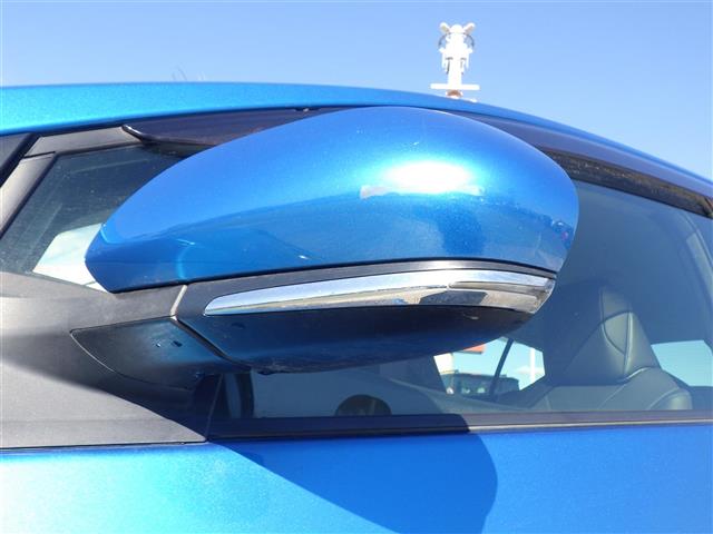 UZ0047958520_34_002.jpg