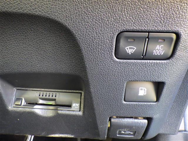 UZ0047958520_8_002.jpg