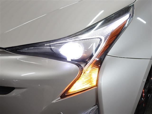 UJ0048413856_37_001.jpg