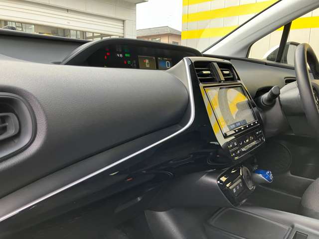U00047861144_74_003.jpg