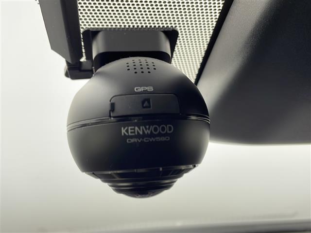 UZ0047898837_3_001.jpg