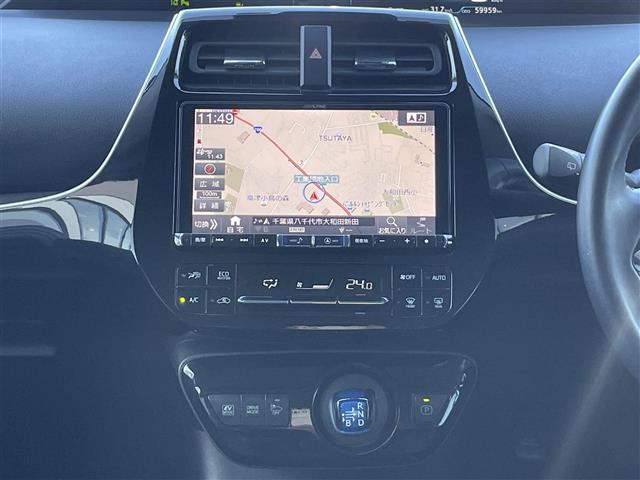 UZ0047898769_7_002.jpg