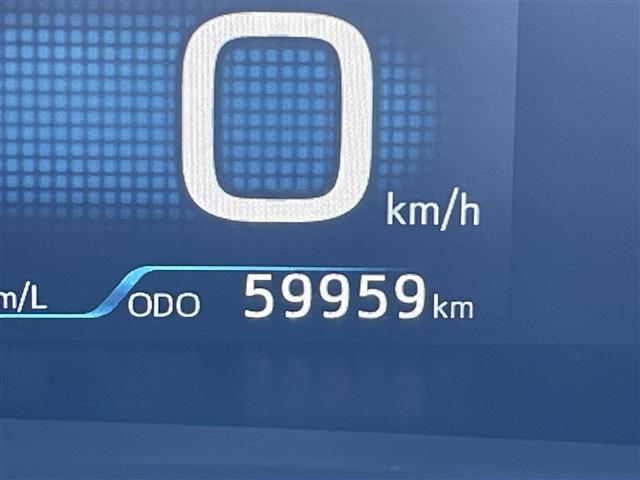 UZ0047898769_9_002.jpg