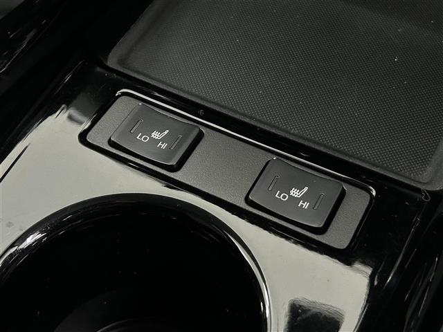 UZ0048515051_30_002.jpg