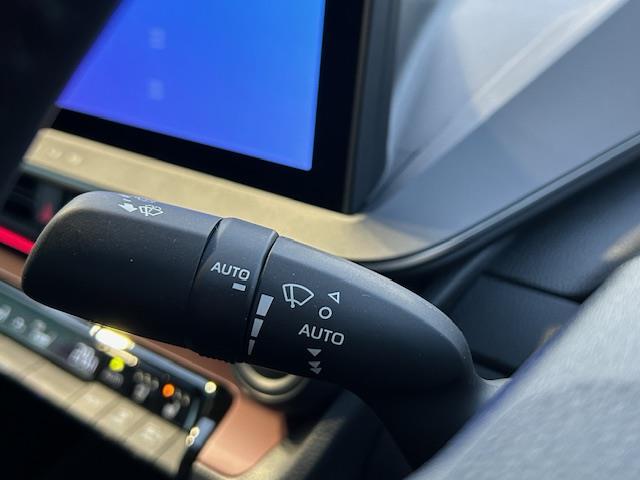 UZ0047758375_16_002.jpg