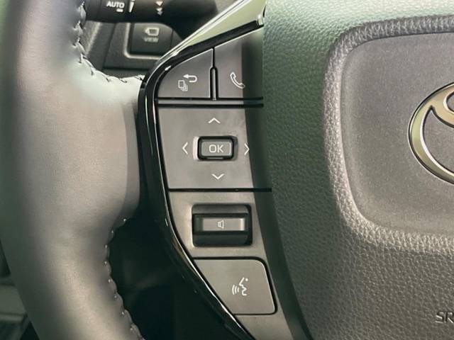 UZ0048463190_39_001.jpg