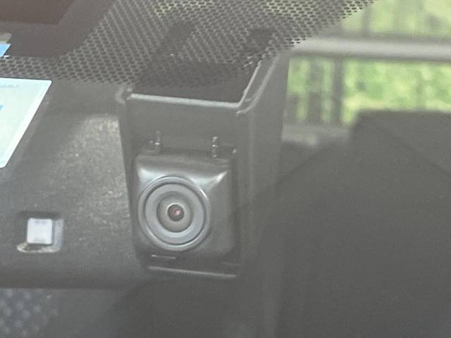 UZ0048268989_6_001.jpg