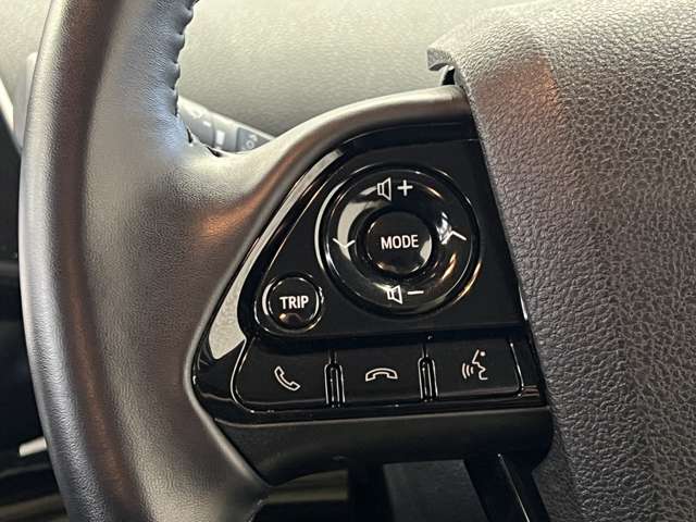 UJ0048056114_32_004.jpg