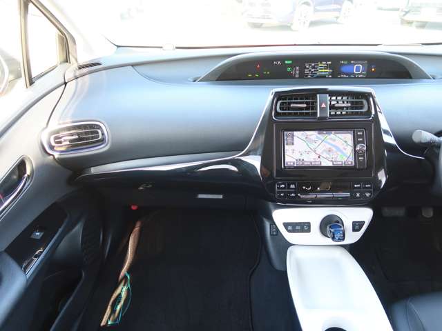 U00048026066_55_001.jpg