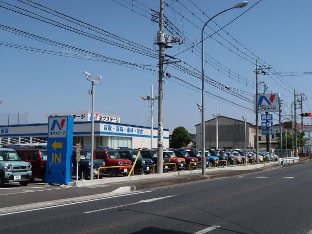 UZ0048216707_82_001.jpg
