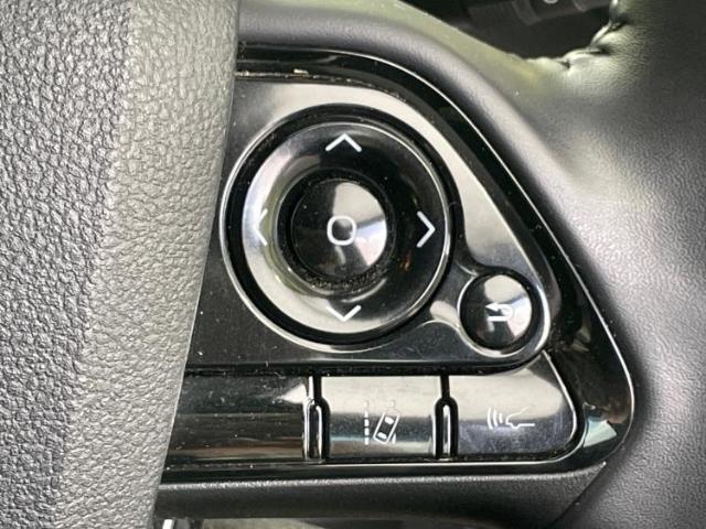 UZ0047814497_37_001.jpg