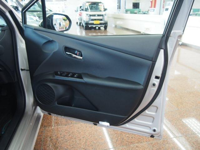 UJ0048393587_55_002.jpg